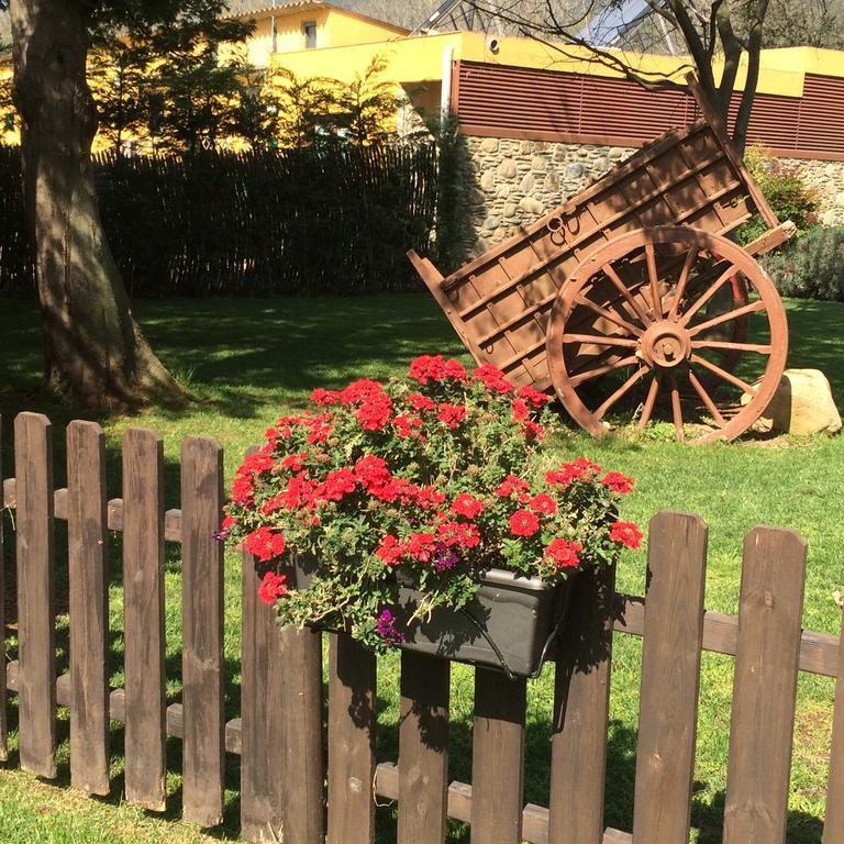 Hotel Rural Can Vila Sant Esteve De Palautordera Exterior foto