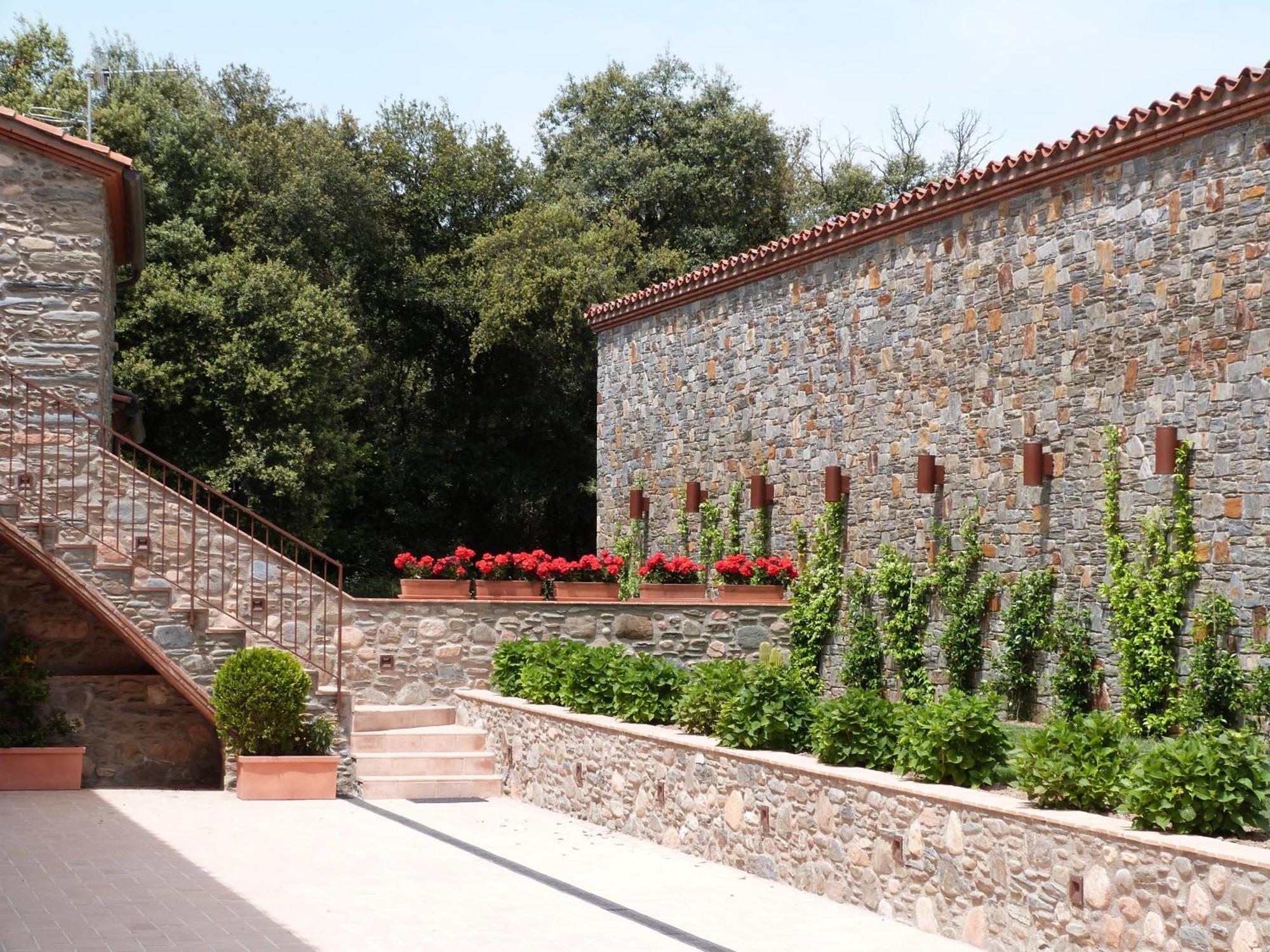 Hotel Rural Can Vila Sant Esteve De Palautordera Exterior foto